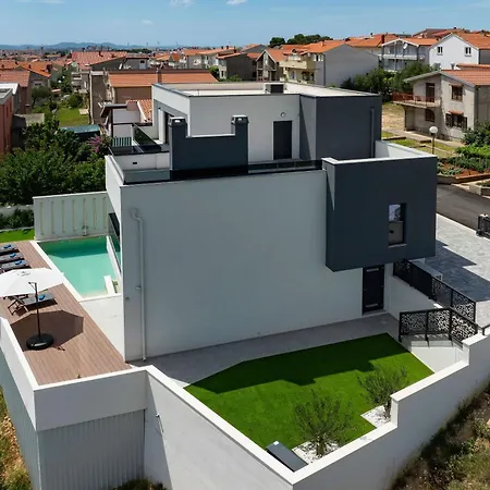 Vila Depaja